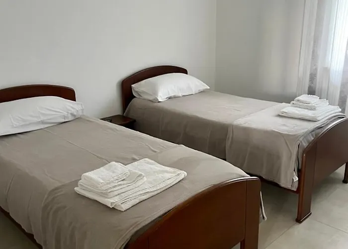 Tedhouse פראייה א מארה